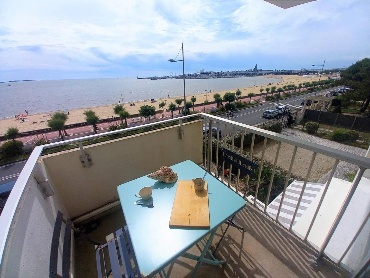 Royan - Vue Mer Pour Cet Appartement Face A La Plage - Grande Conche Exterior foto